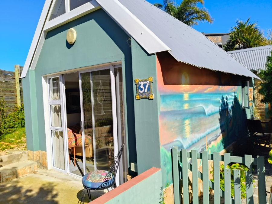 3 Bedroom Property for Sale in Wavecrest Eastern Cape